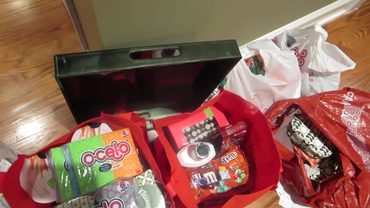 Tuesday Treat Day (Vlogidays / December 10, 2013)