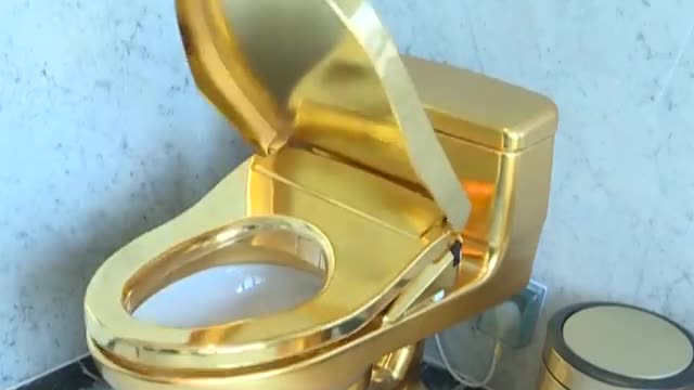 Gold Hotel