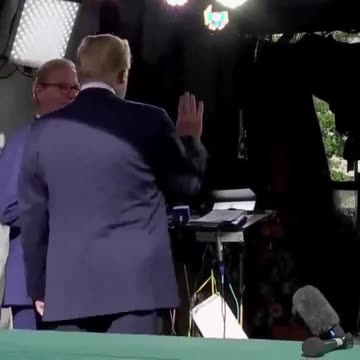 Trump on Kim Jong-un: He speaks while his people sit attentively. I want my people to do the same.