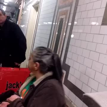See how this Trump hater wanted to harass me in the subway station.