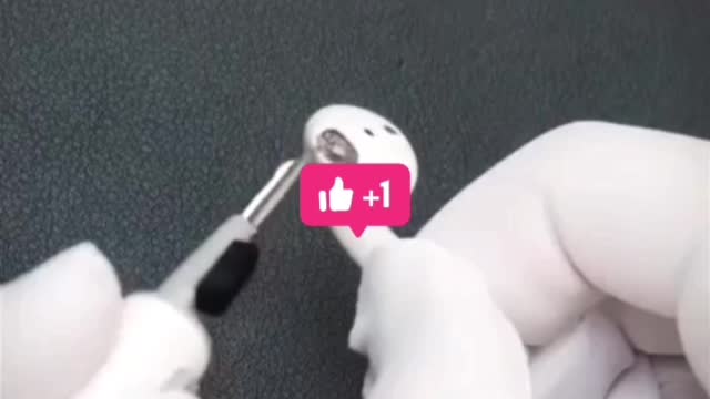Apple airpods cleaning gadgets