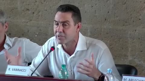 🔴 Generale Vannacci: loro usano l'imposizione; noi usiamo la Libertà...noi non siamo come loro.