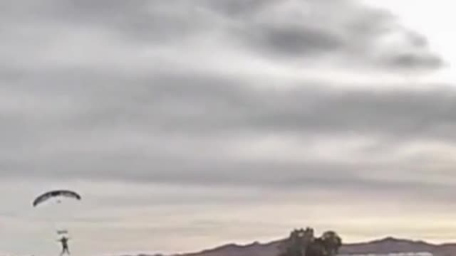 #shotoniphone meme 🤣 Uuuu ... SWEET LANDING VIEW 🤣 #prank #shorts