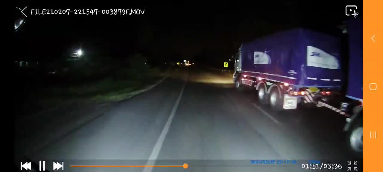 Wobbling Semi Regains Control after Highway Pass