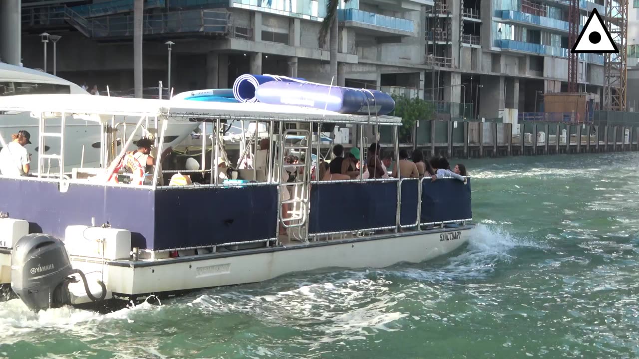 Good People taking a day off and enjoying the waters on boats yachts to clean their mind ups.