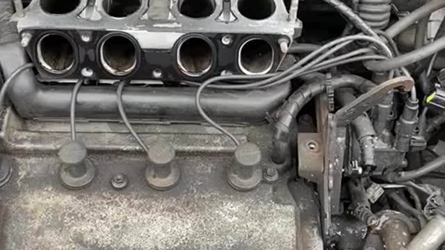 Toyota mr2 inlet and throttle body removal part 4