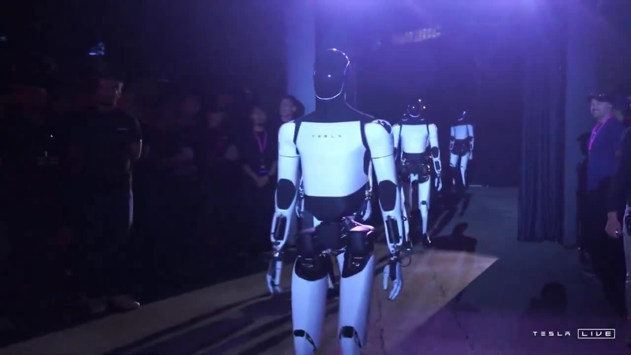 It begins... Tesla rolls out robots like new cars...