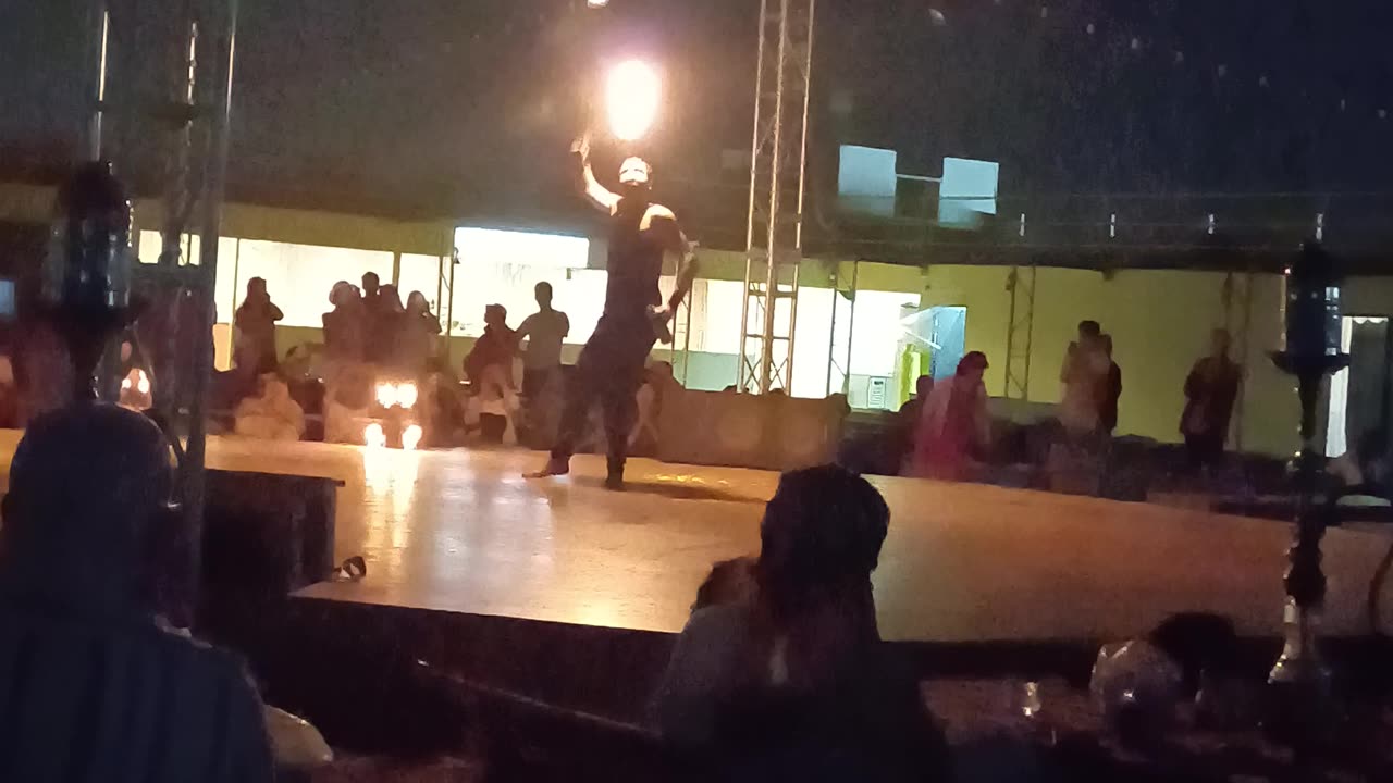 #fireshow #dubaifireshow #desertsafari #dubaidessertsafari
