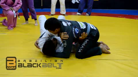 06 Paso a paso de una secuencia completa para defender el ataque lateral - JiuJitsu brasileño 06