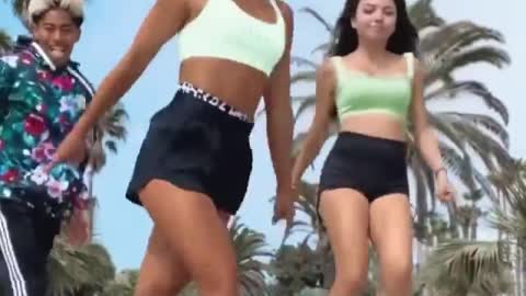 Shuffle dancers