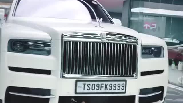 Rolls Royce is very expensive carππ