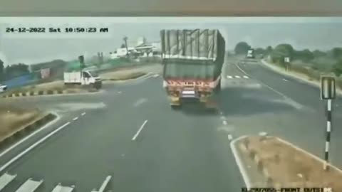 Lucky Truckers Had Good Reaction/Brakes