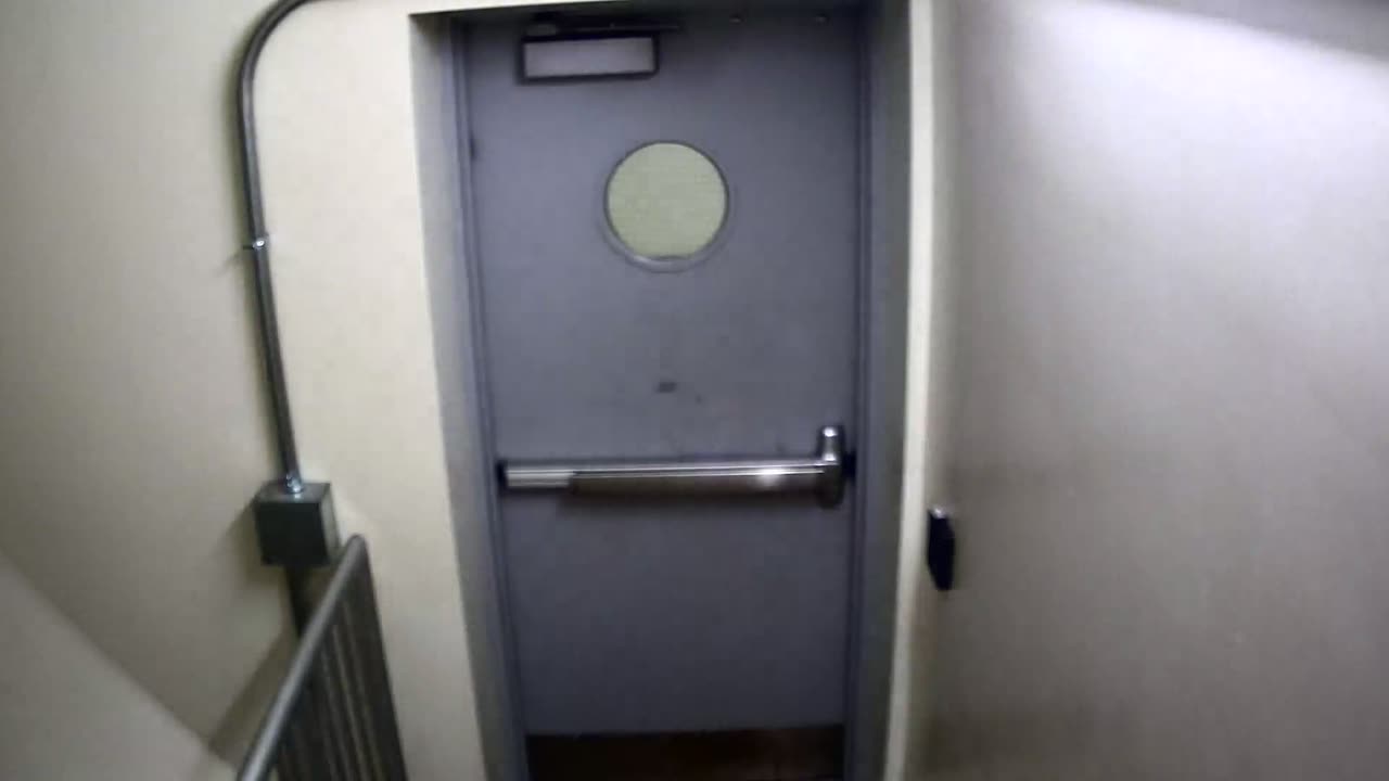 6162RHOBGRRGST2StairwellSide_2021-01-06_12h00min02s460ms.mp4