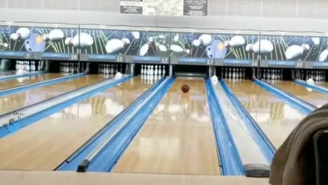 Amazing bowling shot