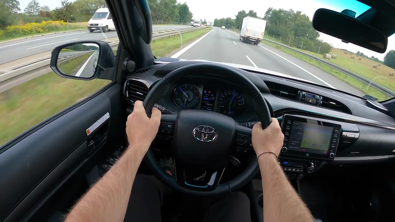 2021 Toyota Hilux Invincible [2.8 D-4D 204HP] | POV Test Drive