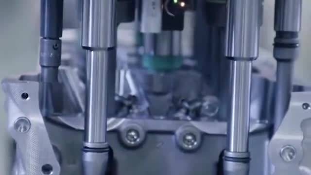 Automobile engine assembly process