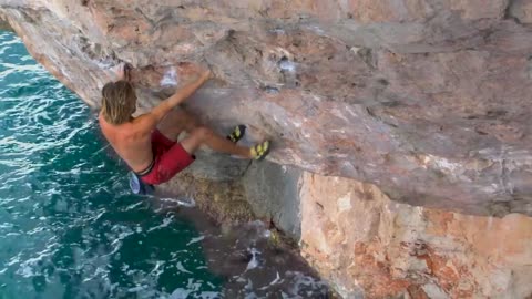 Chris Sharma's Most Spectacular Climb! First Ascent of Es Pontás, Mallorca-16