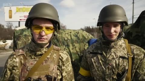 Ukraine’s teenage students prepare to fight the Russian army