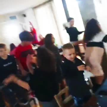 THIS IS THE SOUND OF FREE ITALIANS ENJOYING LIFE!!! VIVA LA LIBERTÀ!!!