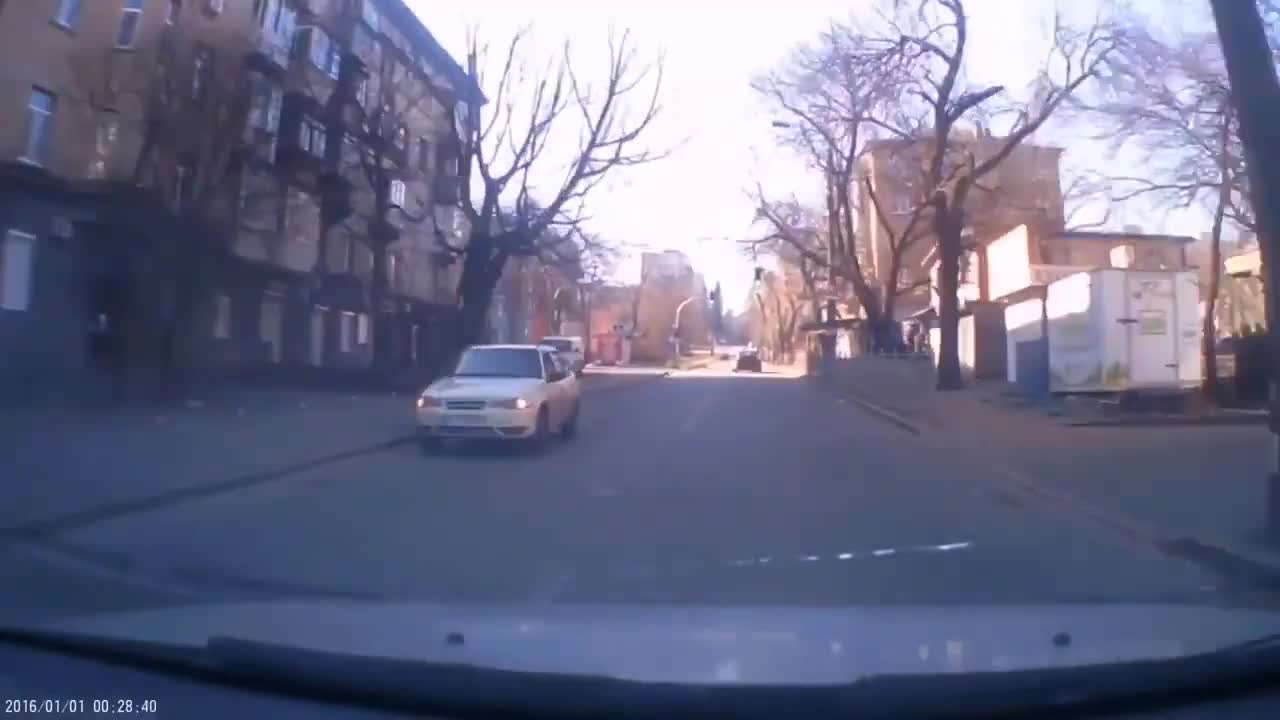 Bomb falling on KEIV, Russia Ukraine war