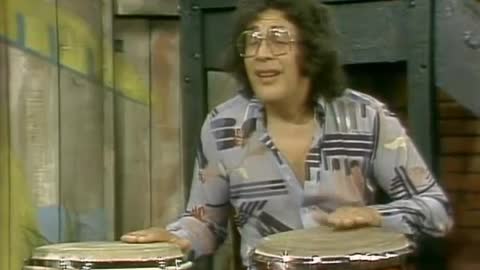 Ray Barretto Demonstrates Drum Sounds