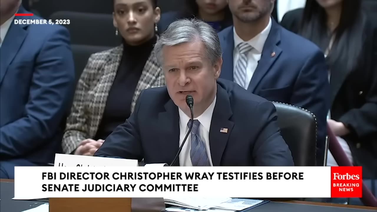 Chuck Grassley Asks FBI's Wray If There Are More 1023s Referencing 'Bribery Scheme' Involving Bidens