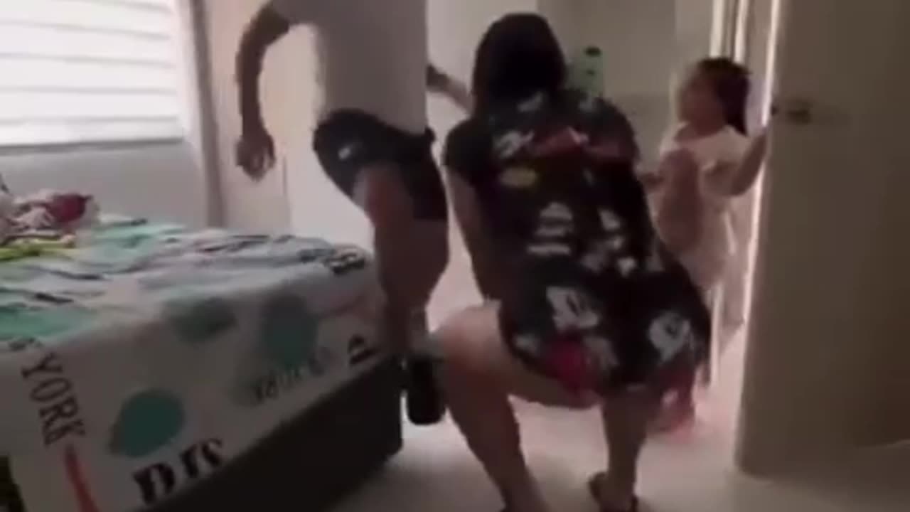 😂