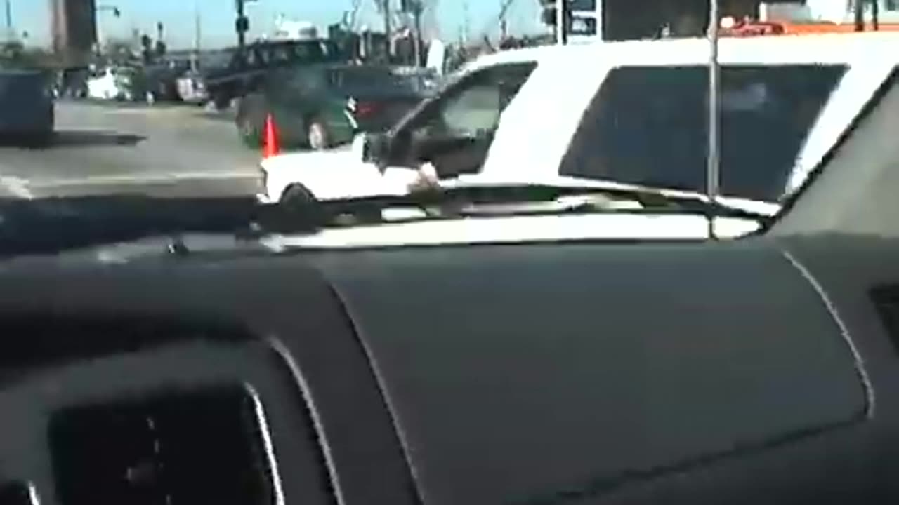 Raw Video of WTC and 4 Albany Street NY from 9_12_01 and 9_16_01.