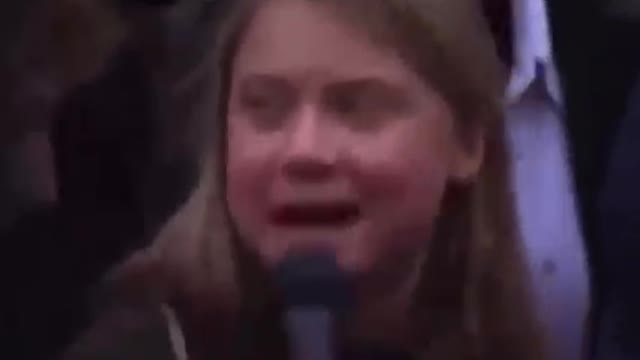 MIRALA VOS A GRETA.....