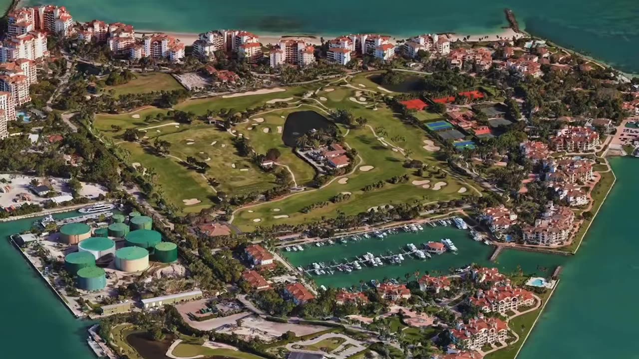 Fisher Island in Miami Beach 🇺🇸 #miami #miamibeach #florida #oasis #luxury #realestate #fisher #isla