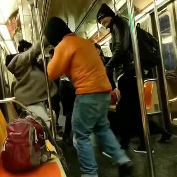 Tlc scrub subway dance party