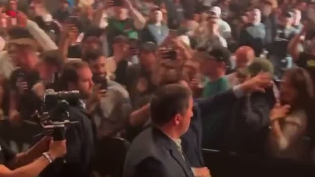 Epic night for Gov. DeSantis at UFC273