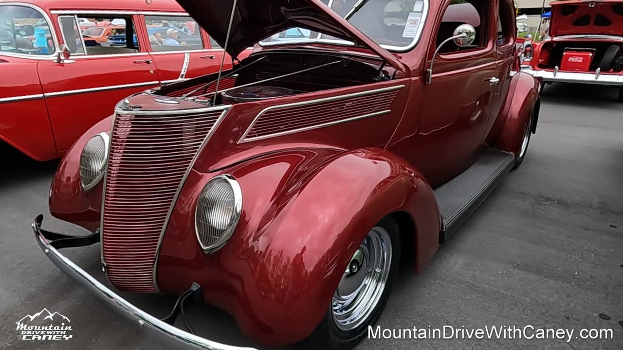 1937 Ford