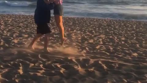 Collab copyright protection - couple on beach failed dirty dancing