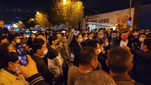 Chinese people riot, protest against communist party