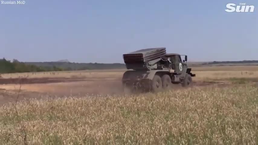 Russia 'destroys 10 Ukrainian transports and American Howitzers'