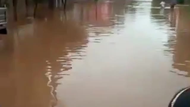 China flooding...