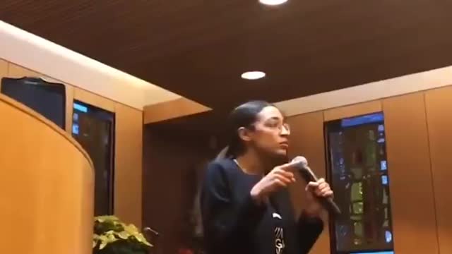 Antisemite Alexandria Ocasio-Cortez explains she was once a Jew