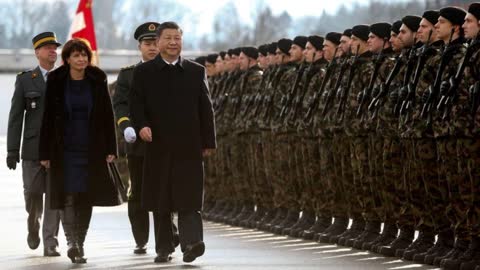 Cina: ordine ai cristiani, via le foto di Gesu' al loro posto quelle del presidente!