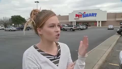 PetSmart Employee Caught Abusing Dogs!!