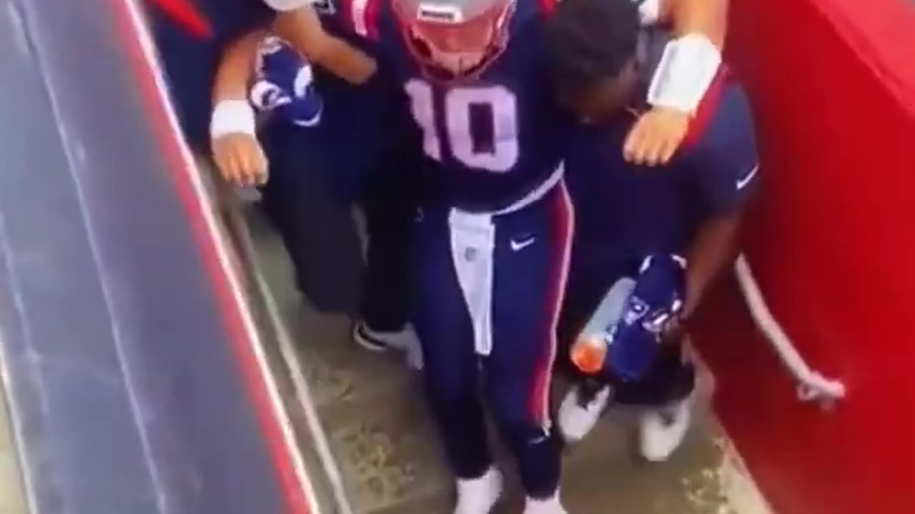 Mac Jones In agony! Crying being carried by staff After Injury
