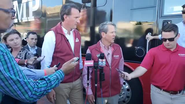 Press Conference after Governor (R) Kemp Rally with VA Governor (R) Youngkin