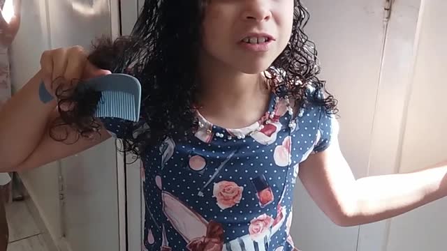 Went Wrong I Stuck My Hair in the Comb