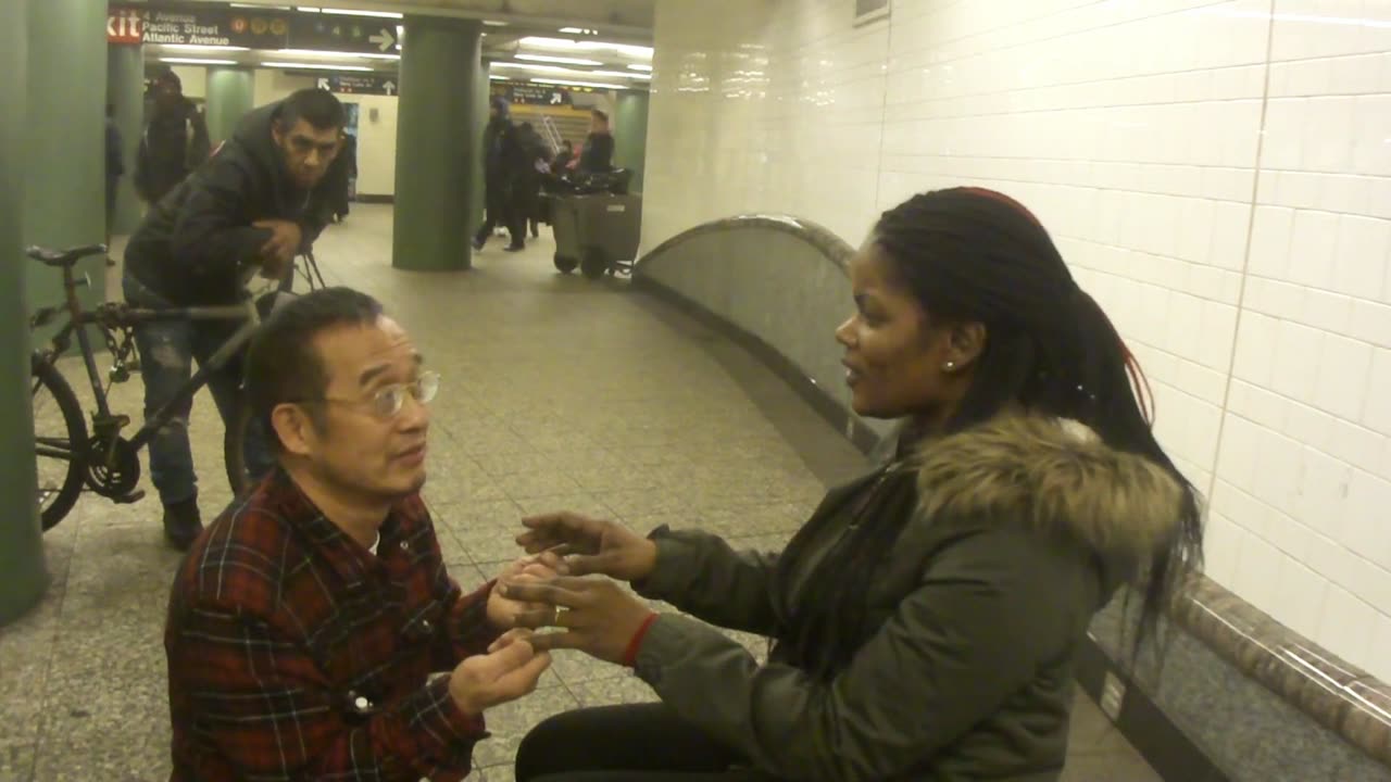 Luodong Briefly Massages Black Woman With Long Hair