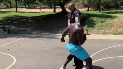 Cop Plays A Funny Trick 🏀