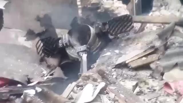 TOCHKA-U UKRAINE MISSILE HITS CIVILIANS/BUILDING
