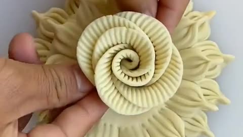 tutorial for making cakes that are eye-catching