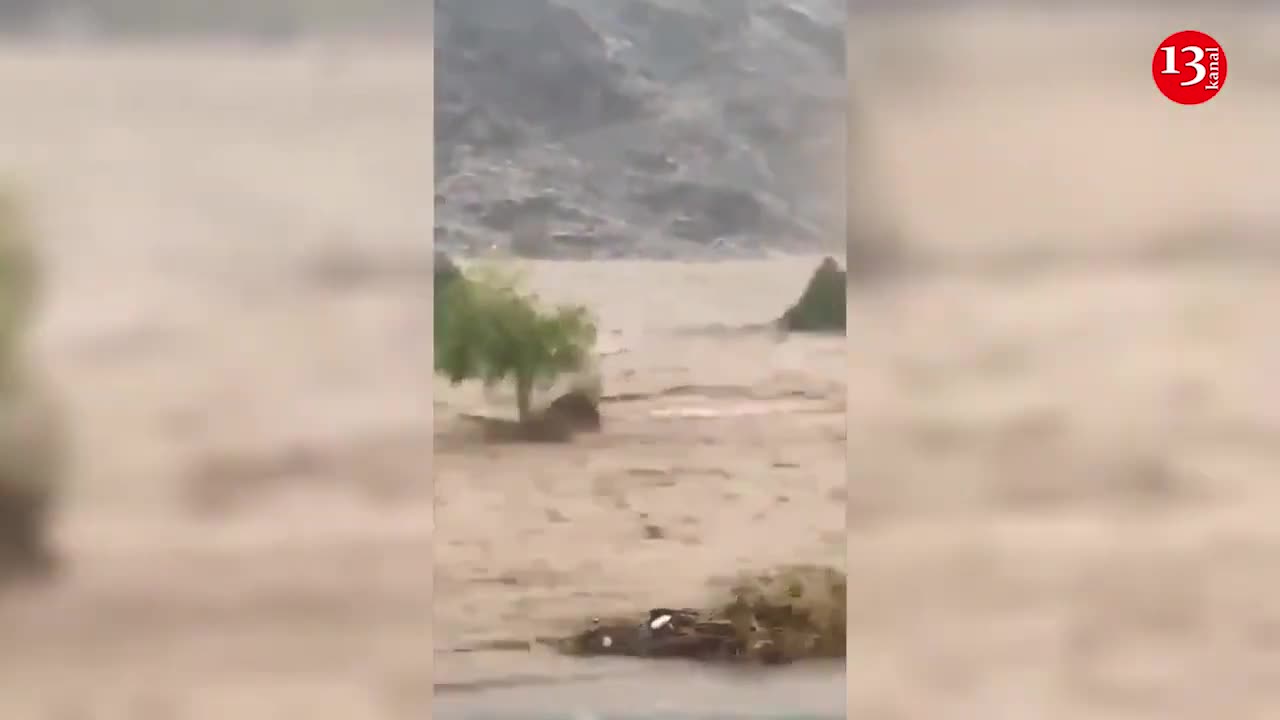 Flood disaster in Saudi Arabia also affected the city of Medina - Roads and streets were flooded