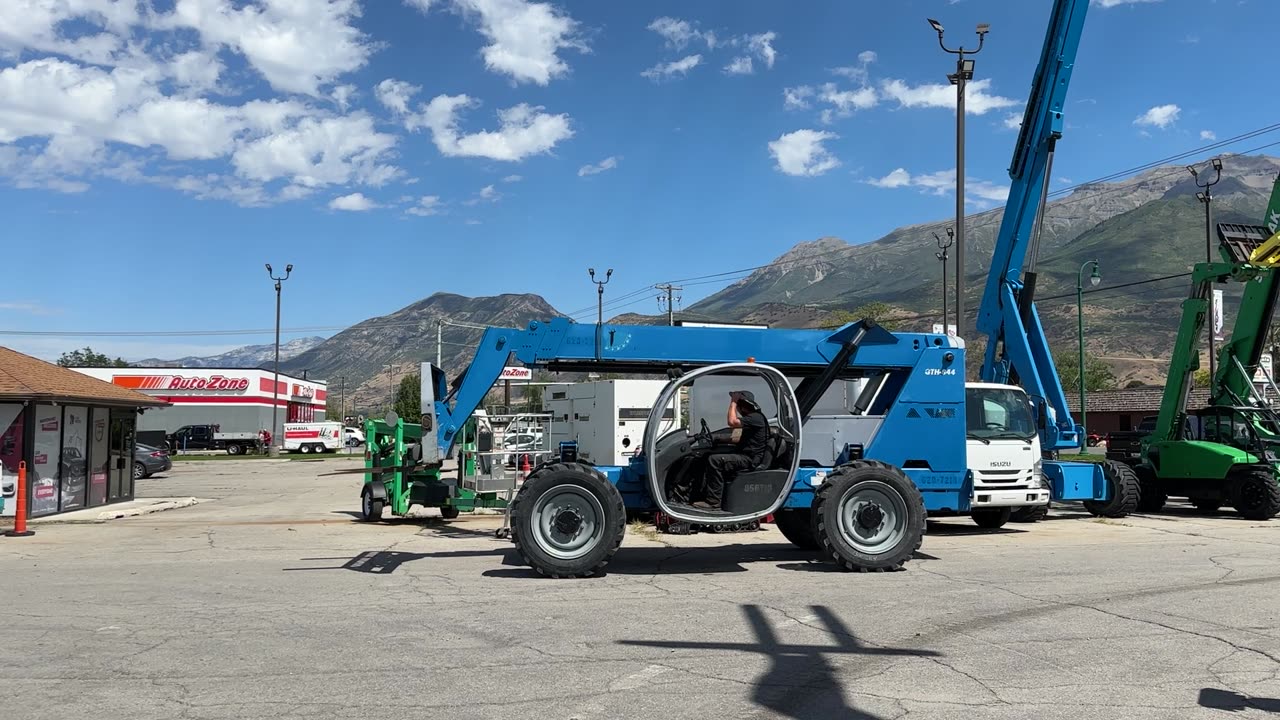 Telehandler Forklift 2006 Genie GTH-844 4x4x4 8,000 LB 44' Reach Diesel Telescopic Fork Lift