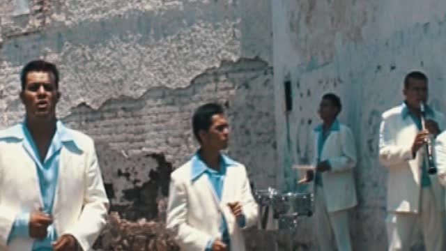 Banda La Parranda - Mi Plegaria (Video Oficial)